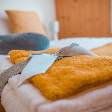 Fisher'S Deluxe Apartments บาลาตอนฟือเรด ภายนอก รูปภาพ