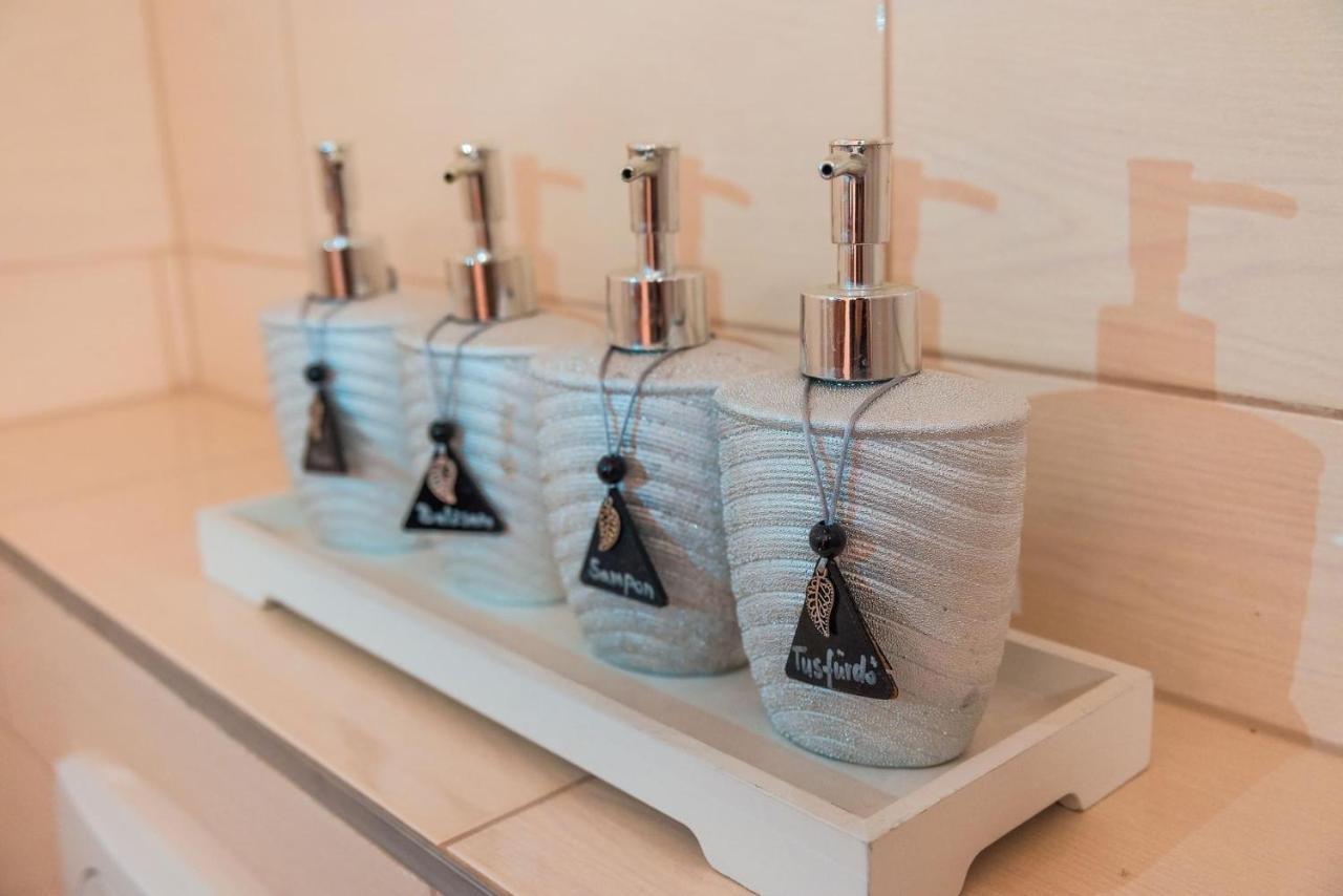 Fisher'S Deluxe Apartments บาลาตอนฟือเรด ภายนอก รูปภาพ