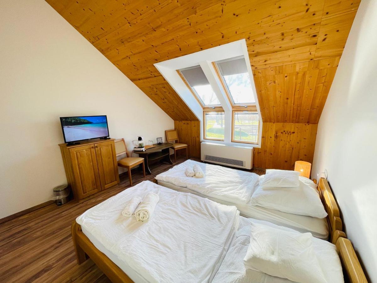 Fisher'S Deluxe Apartments บาลาตอนฟือเรด ภายนอก รูปภาพ